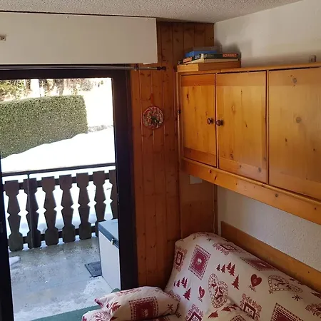 2 Pieces Avec Terrasse, Proche Commodites Et Navettes, 4 Pers, Wifi, Parking, - Fr-1-676-187 Apartment Châtel