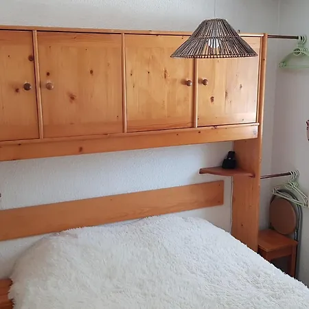 Apartmán 2 Pieces Avec Terrasse, Proche Commodites Et Navettes, 4 Pers, Wifi, Parking, - Fr-1-676-187